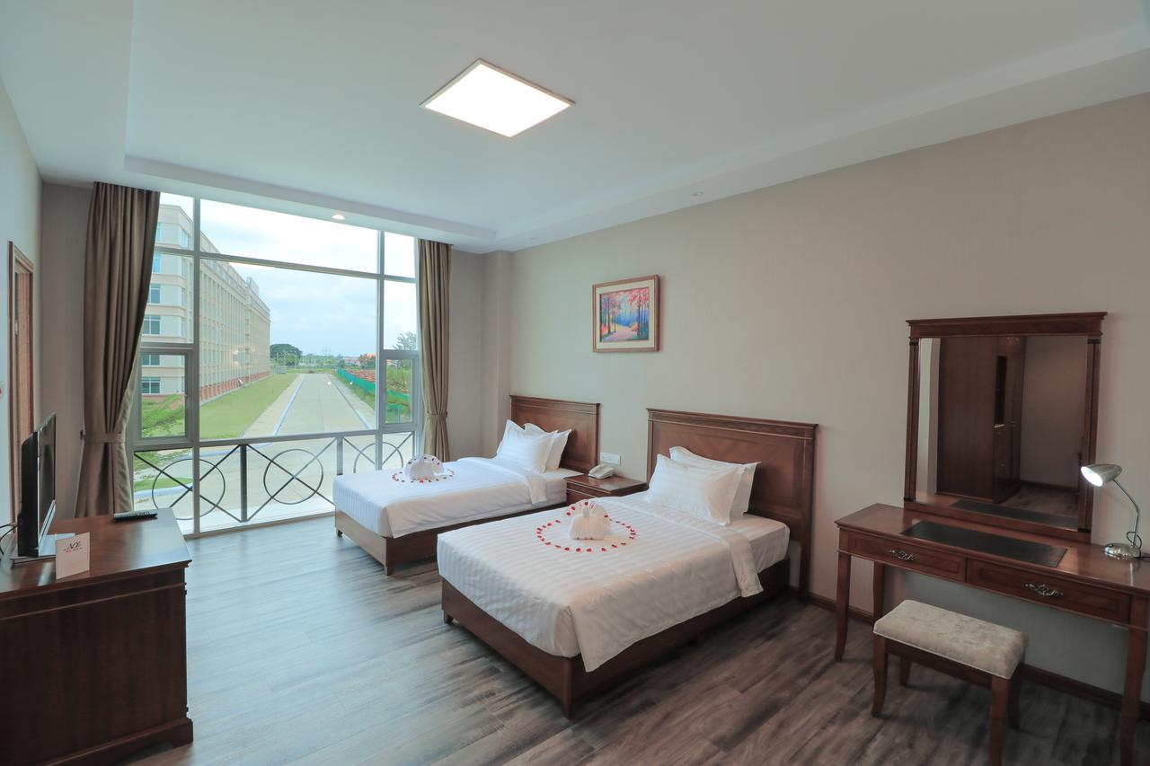 The Hotel Grand Ace Naypyidaw Exterior photo